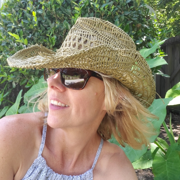 Meet your Posher, Nanci - Picture 12 of 12